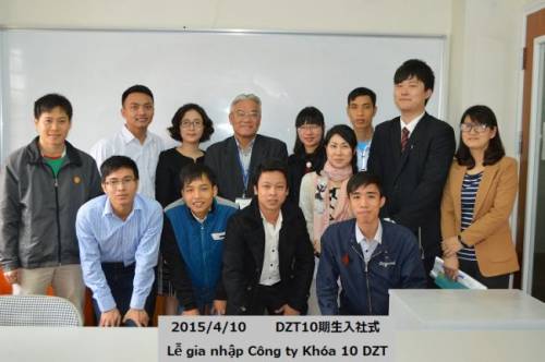 2015年4月10日にDZTの新しいメンバー第1陣7名が入社しました。